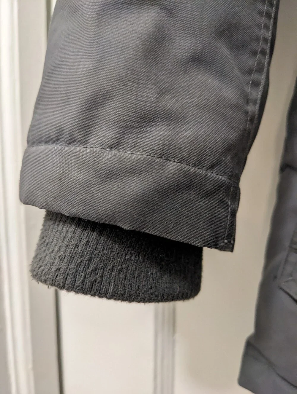 Eddie Bauer Boy's Hooded Puffer Parka in Charcoal with Removable Faux-Sherpa